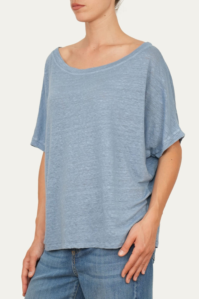 Maglia scollo a barca spalla a scesa in Lino - Blu Jeans