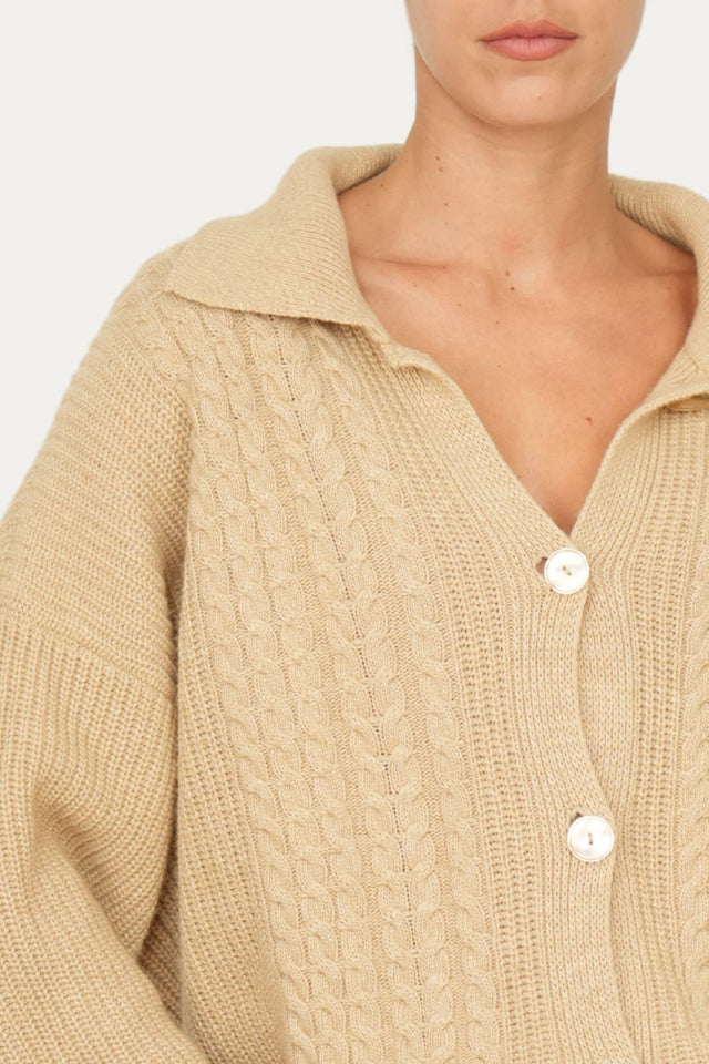 Maglia POLO con bottoni ricamata misto cashmere - Grano