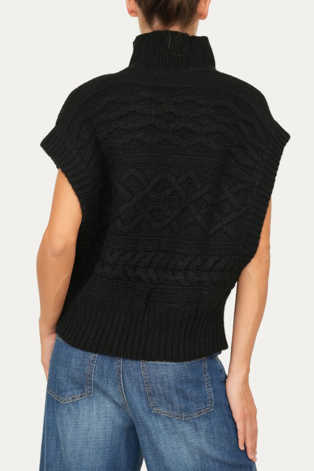 Pull smanicato a collo alto motivo trecce  - Nero